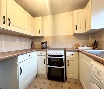 The Spinney, Thornton-cleveleys, FY5 - Photo 6