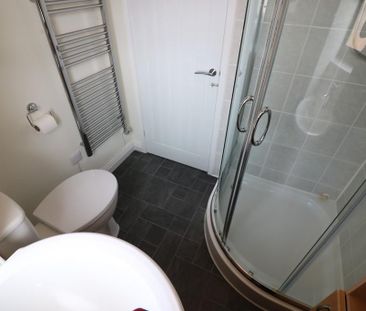 2 bedroom apartment to rent - Photo 6