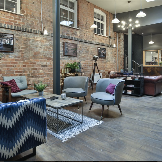 1 bedroom in a flat share to rent - Photo 1