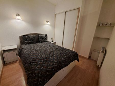 Appartement À Louer 2 Pièces , 52 M² - Photo 4