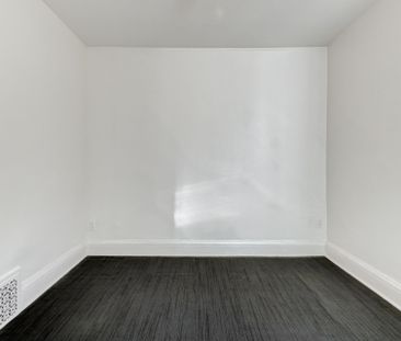 For Lease - 1239 College Street Unit# 2nd Flr, Toronto, Ontario - Photo 1