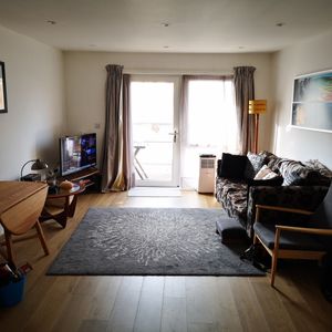 2 Bed Flat, Hawke House, SO19 - Photo 3