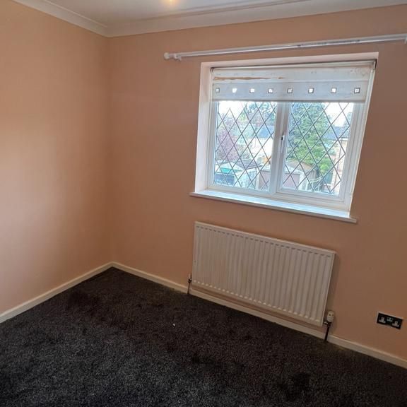 4 bedroom terraced house to rent - Photo 1