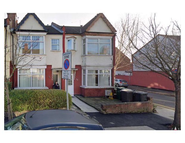 Montagu Road Studio 1B - Photo 1