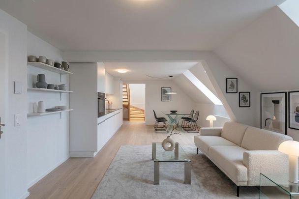 Exklusives Wohnglück mit Dachterrasse - Photo 1
