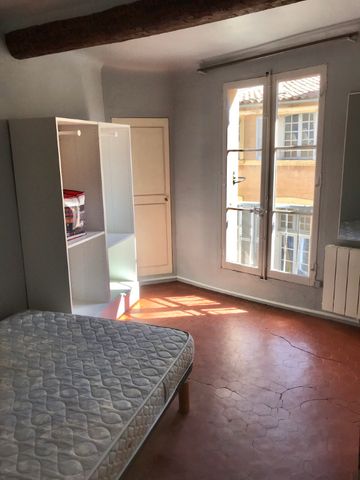 Location Appartement 2 pièces 30m² - Photo 3