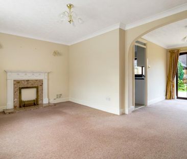 3 bedroom bungalow to rent - Photo 1