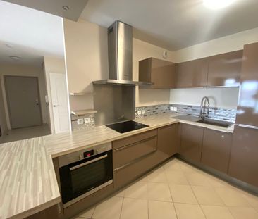 Location Appartement 3 pièces 70m² - Photo 3