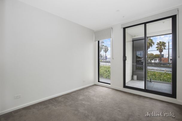 102/93 Warrigal Road, Hughesdale - Photo 1