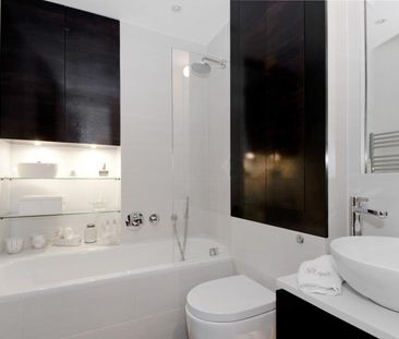 3 bedroom flat to rent - Photo 1