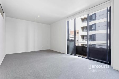 Elevated Urban Living on Little Bourke! - Photo 4