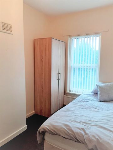 Room in a Shared House, Gray Street, L20 - Photo 5