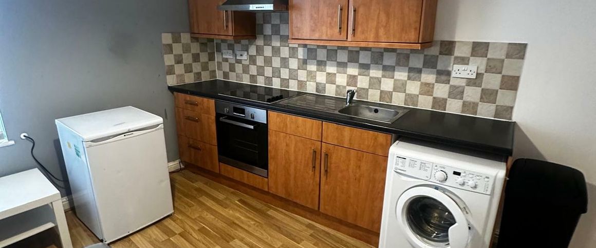 Flat 1 45 Bexley Avenue - Photo 1