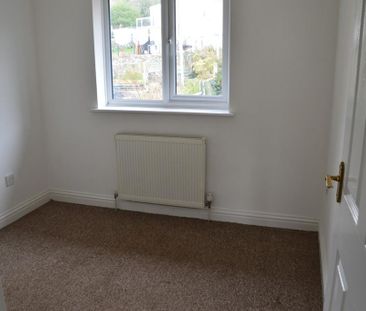 3 bedroom detached house to rent - Photo 4