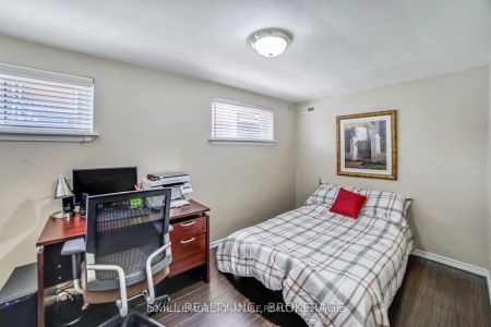 For Lease - 26 Cabana Drive, Toronto, Ontario - Photo 2