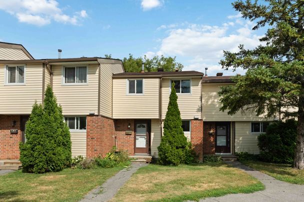 For Lease - 1441 PALMERSTON Drive Unit# 317, Cyrville - Carson Grove - Pineview, Ontario - Photo 1
