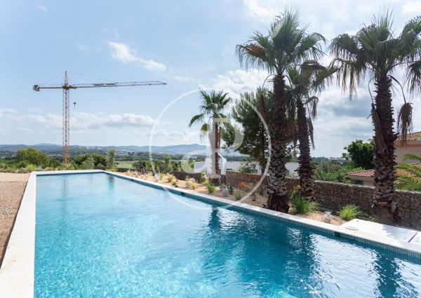 Rental Property in Can Girona