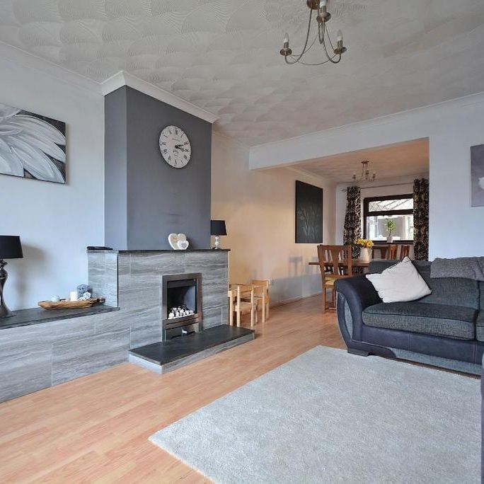 3 bedroom semi-detached house to rent - Photo 1