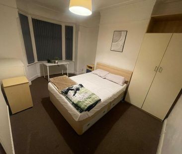 5 bedroom terraced house to rent - Photo 6