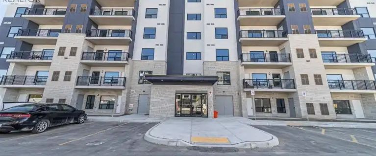 3320 STELLA CRESCENT Unit# 111 | 3320 STELLA CRESCENT Unit# 111, Windsor - Photo 1