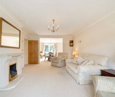 4 bedroom detached house to rent - Photo 1