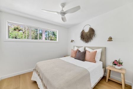 Light Filled Rear 2 Bedroom Cottage - Photo 3