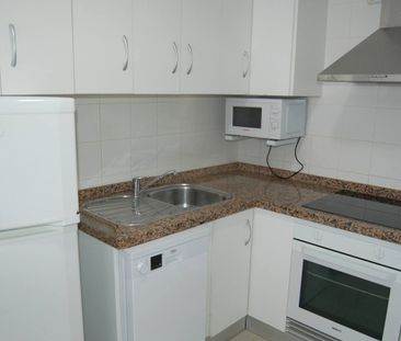 922754 - Apartment For rent in Nerja, Málaga, Spain - Photo 4