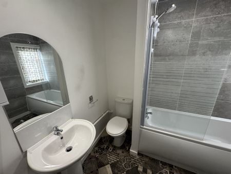 Gale Lane, Acomb - P10827 - Photo 2