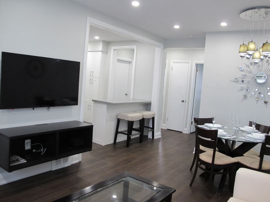 For Lease - 30 Pine Avenue, Mississauga, Ontario - Photo 1