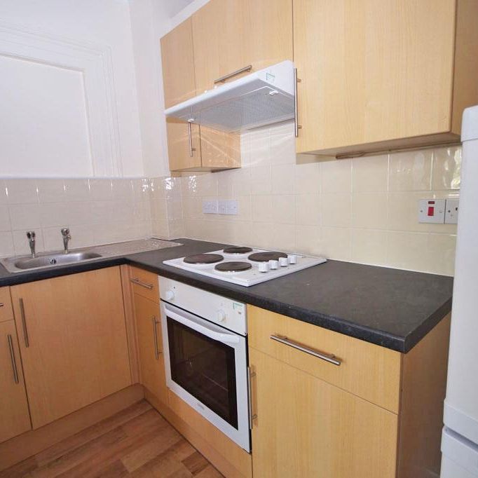 A 1 Bedroom Flat in Montpellier GL50 3AY - Photo 1