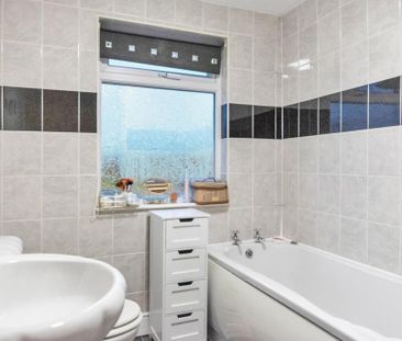 2 bedroom terraced house to rent - Photo 5