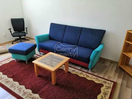 Pronájem bytu 2+kk 46 m2 - Fotografie 2