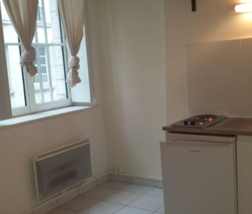 Location Appartement 1 Pièce 14 m² - Photo 1