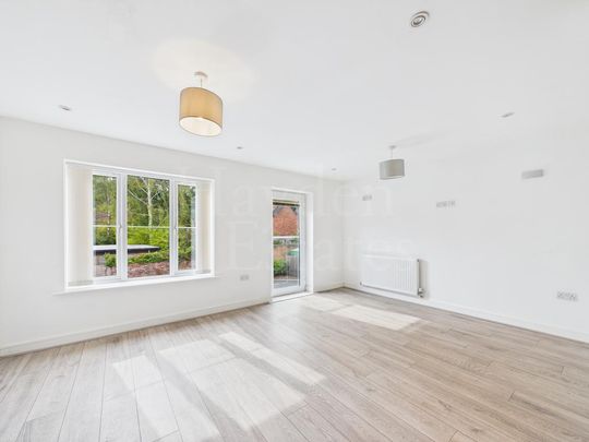 3 bedroom semi-detached house to rent - Photo 1