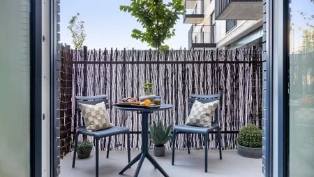 Avenida de la Industria, Alcobendas, Community of Madrid 28108 - Photo 3