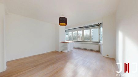 Flat for rent - Photo 2