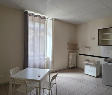 Location Appartement 2 pièces 37m² PRIVAS 07000 - Photo 3