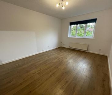 2 bedroom property to rent - Photo 5