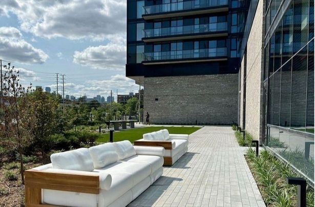 For Lease - 86 Dundas Street Unit# 426, Mississauga, Ontario - Photo 1