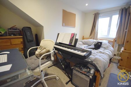 5 bedroom terraced house to rent - Photo 3