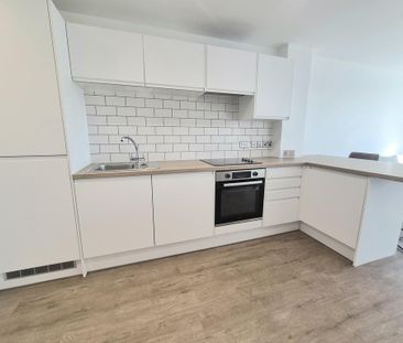 1 bedroom apartment to rent - Photo 4