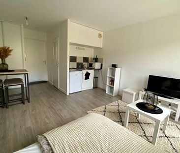 Location Appartement 1 pièce 21m² - Photo 3