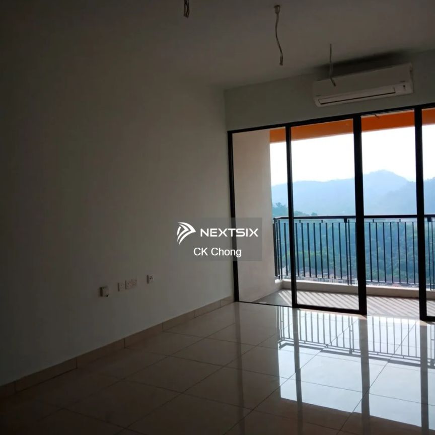 Oasis 2 Residence - Photo 1