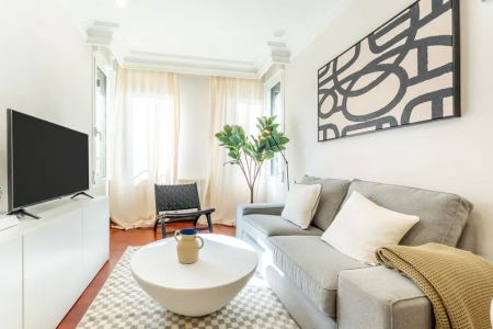 Alquiler de piso en Via Gran, 8 - Photo 2