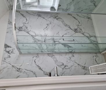 Terraced House to rent on - Photo 3