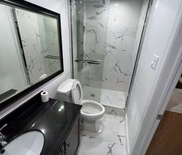 For Lease - 16 Brooklyn Crescent, Markham, Ontario - Photo 4