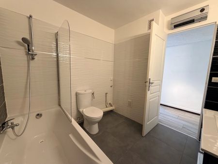 Location Appartement 2 pièces 40m² LA CIOTAT 13600 - Photo 5