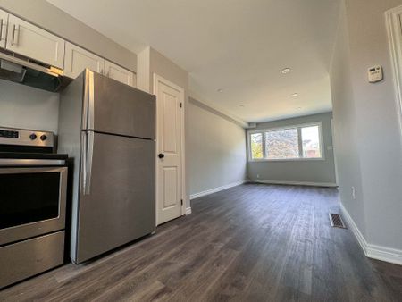 For Lease - 840 Alice Street, Woodstock, Ontario - Photo 5