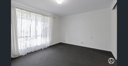 Large Family Home with Stunning Views - Photo 5