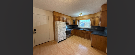 Full 3 Bedroom House in Forest Grove - Photo 5